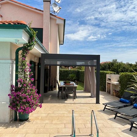 Villa Luciana Spa House, Буйе Экстерьер фото